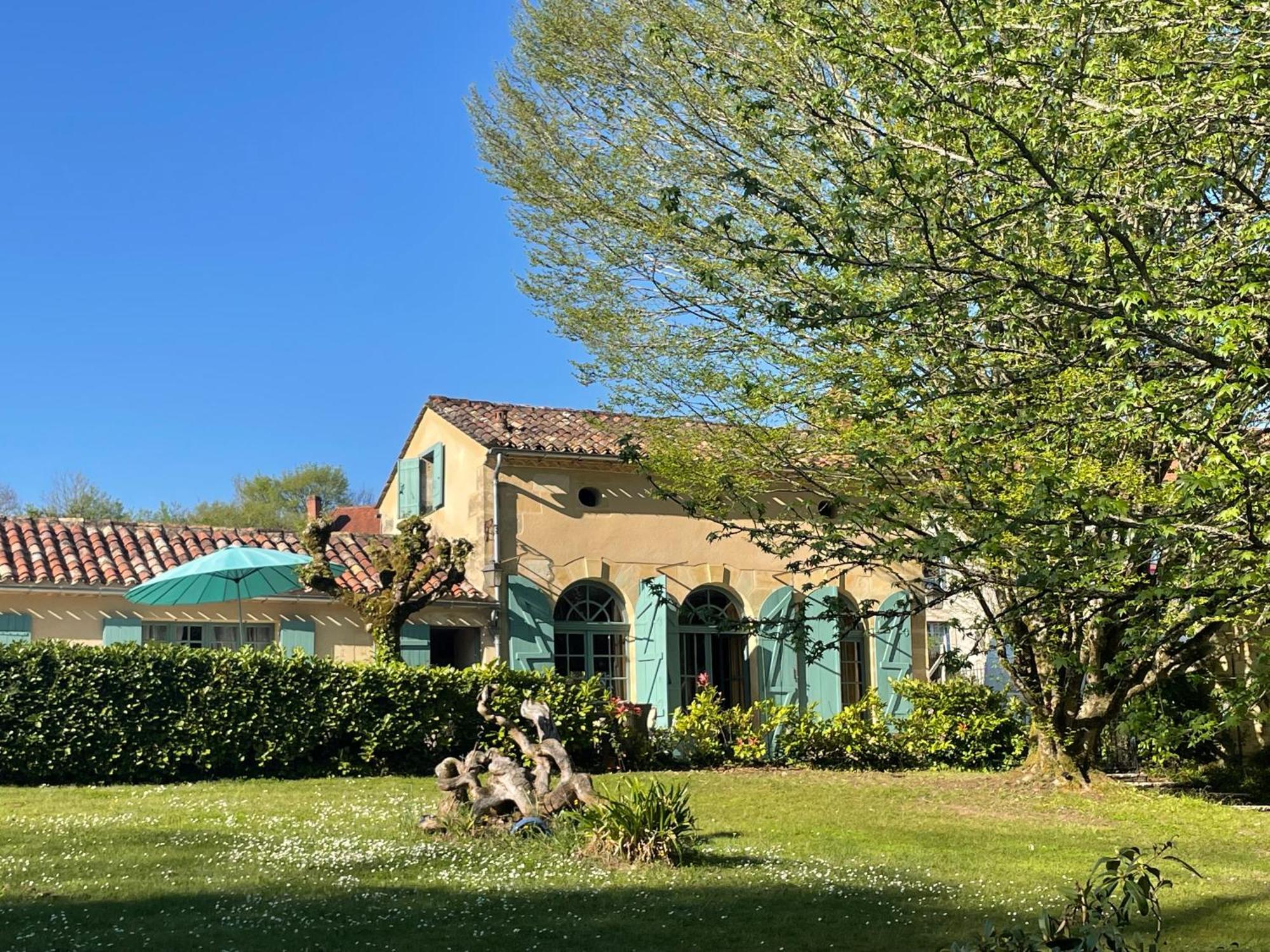 La Rebiere D'Or, B&B Et Gite Mouleydier Exterior photo